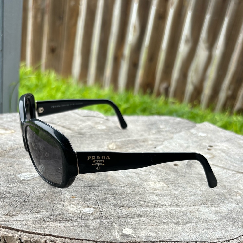 Authentic Prada Women's Sunglasses SPR 03M 1AB Black